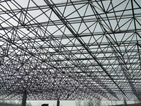 韩城螺栓球网架